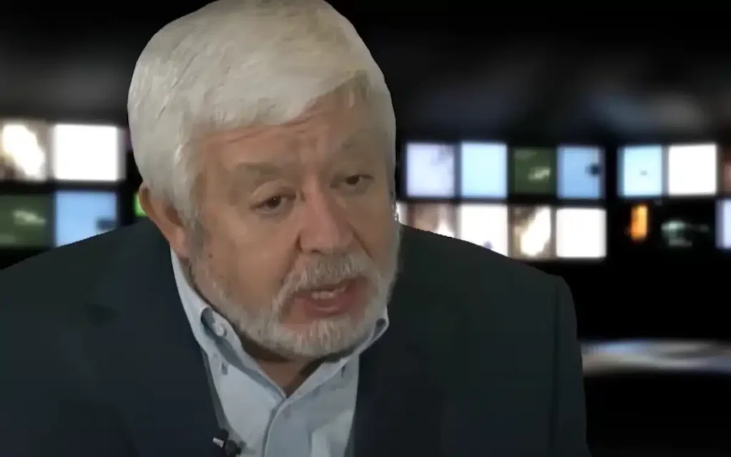 Pilot’s video of ‘best ever UFO footage’ had its authenticity confirmed by ‘ufologist’ – Supercar Blondie